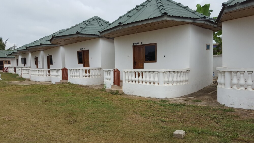 Comfort Beach Ressort in Cape Coast, Ghana