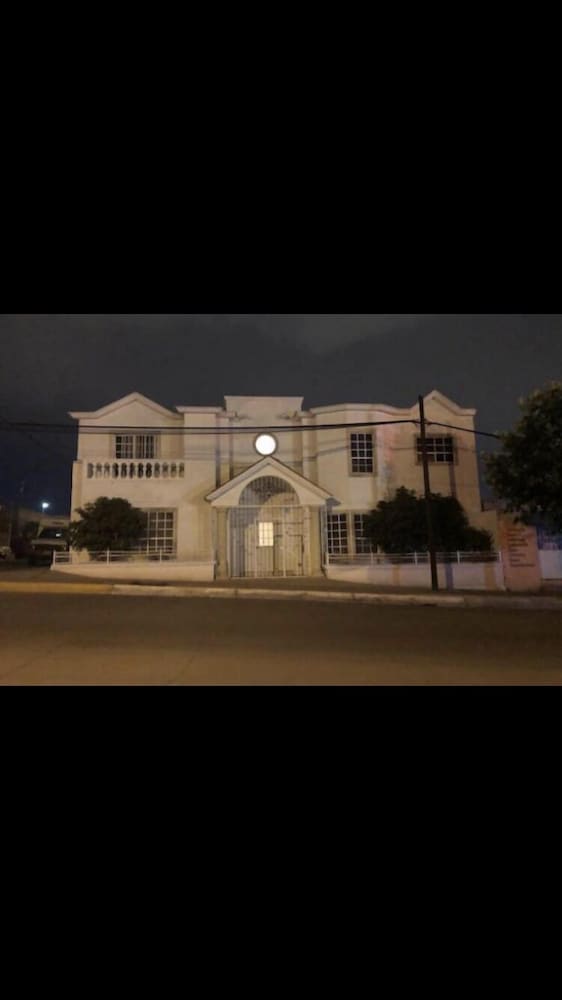 Residencia Esmeralda in Chihuahua, Mexico