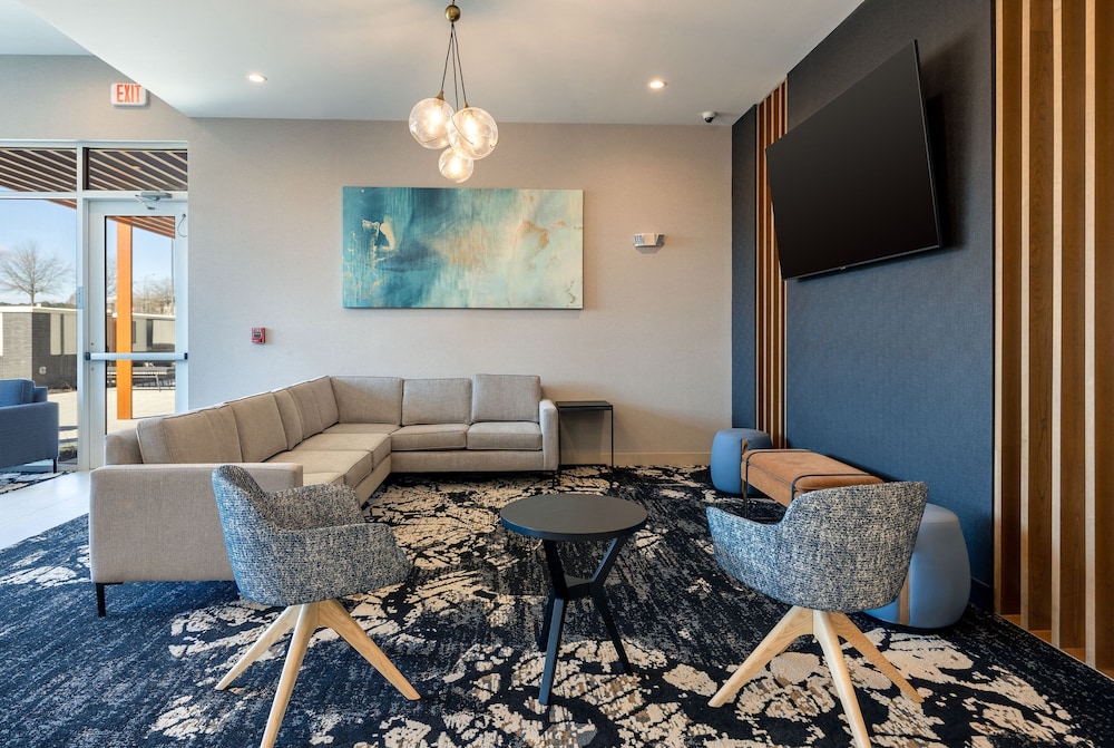 Fairfield by Marriott Inn & Suites Canton Riverstone Parkway - photo 7