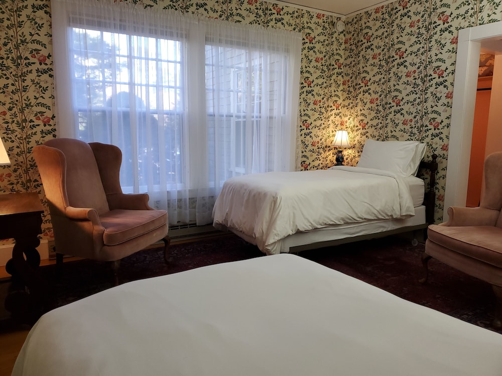 Harbourside Inn - photo 16
