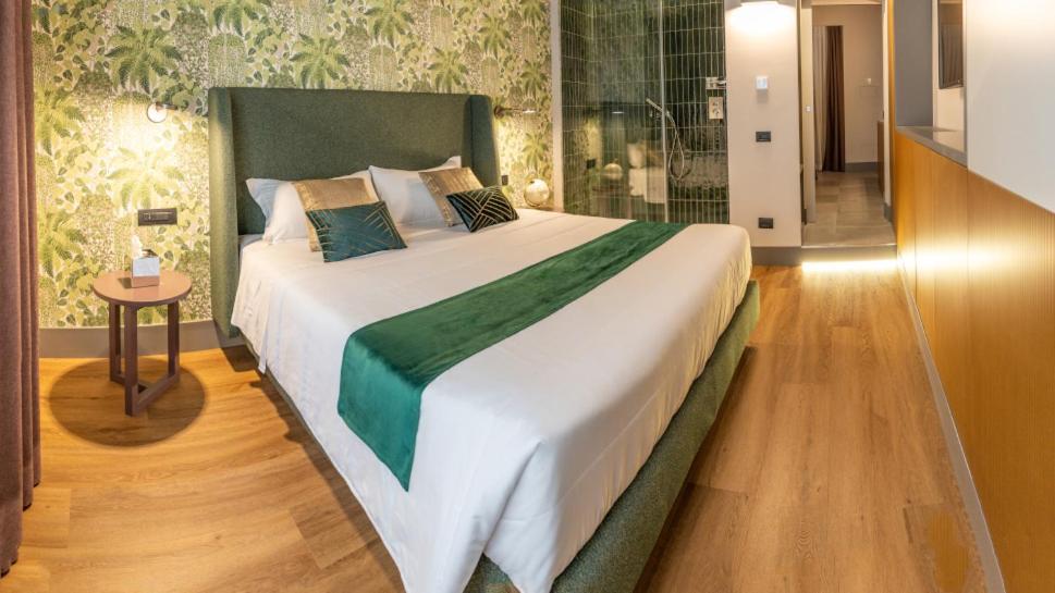 Castel Sant Angelo Luxury Rooms & Tour — 4-Star Luxury Hotel in Rome, Italy