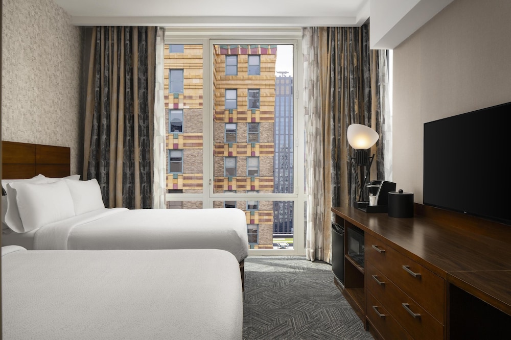 Hilton Garden Inn New York Midtown Park Ave - photo 22