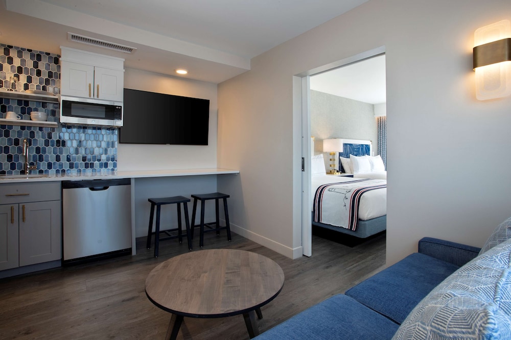 Fenwick Shores Tapestry Collection by Hilton - photo 22