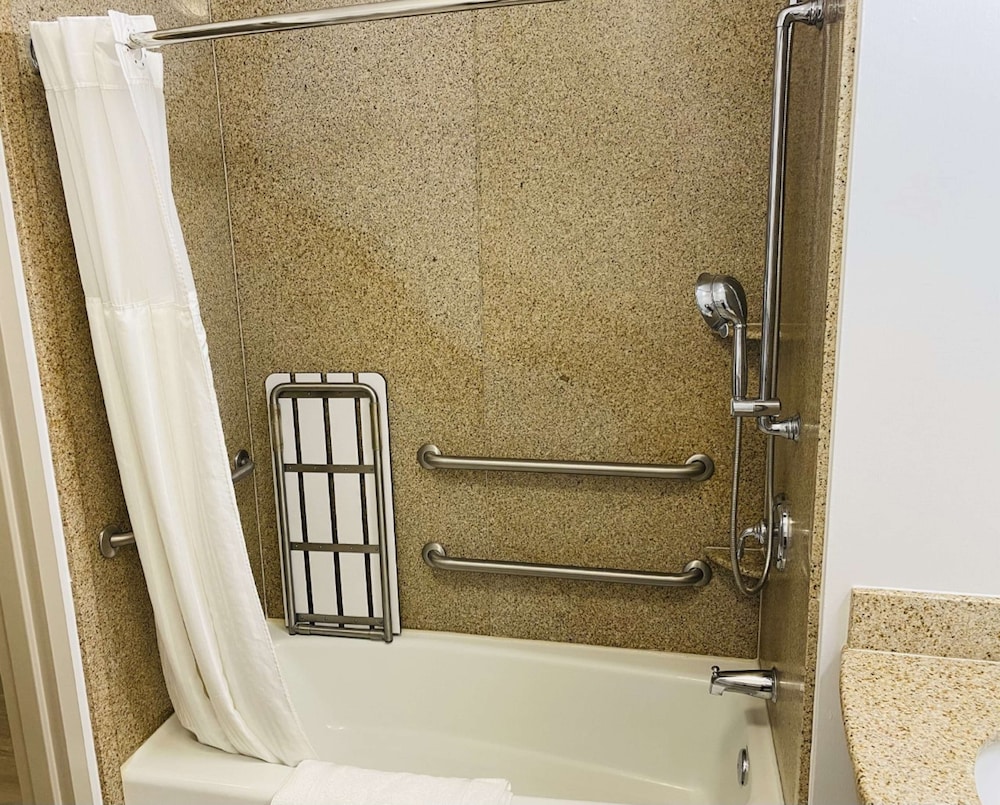 Hilton Garden Inn Columbia - photo 26