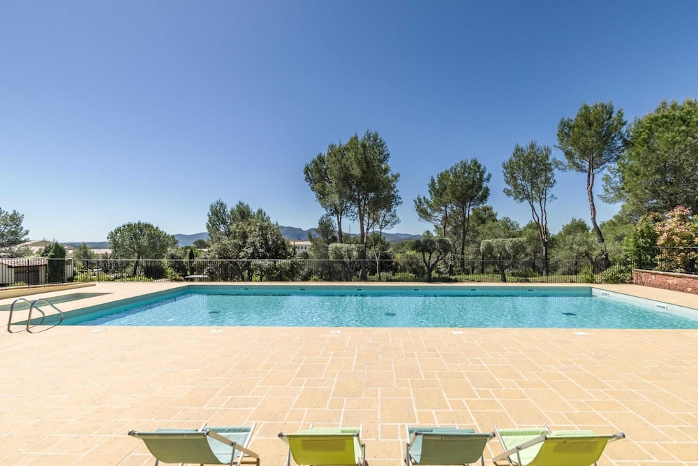 Resort in Var With Golf & Wellness — hotel in La Motte