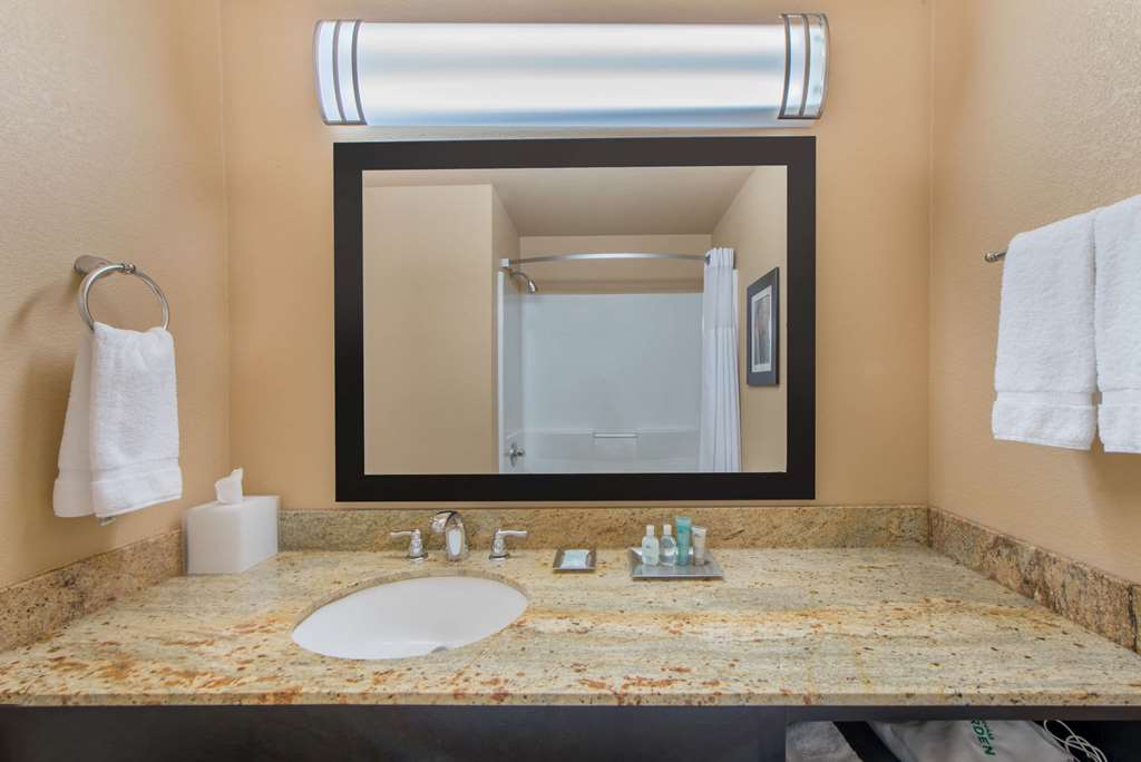 Wyndham Garden Oklahoma City Conference Ctr Airpt Bricktown - photo 15