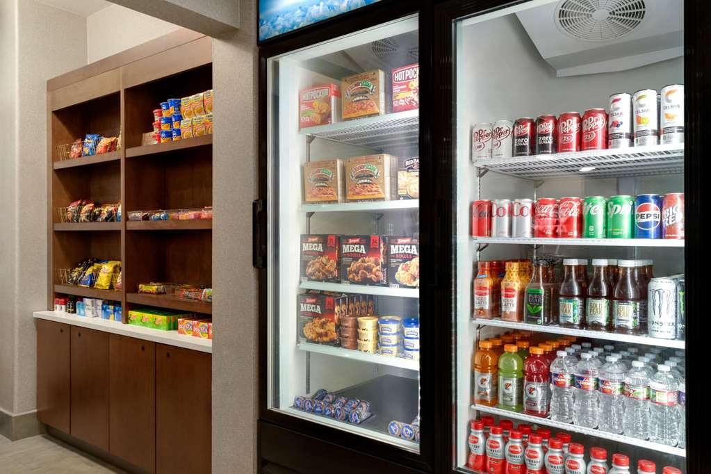 La Quinta Inn & Suites by Wyndham Stephenville - photo 56