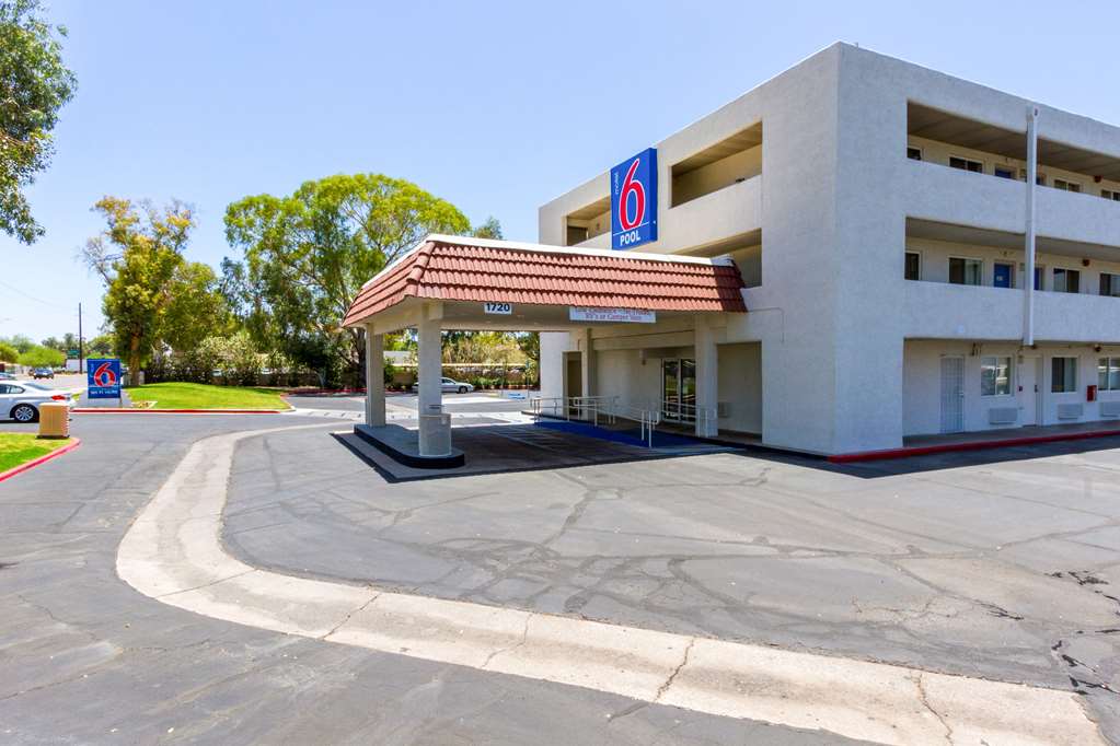 Motel 6 Tempe AZ Phoenix Airport Priest Dr - photo 3