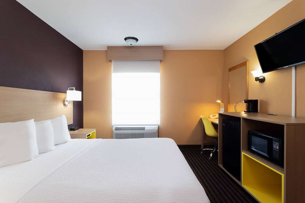 Days Inn by Wyndham Anderson IN - photo 14