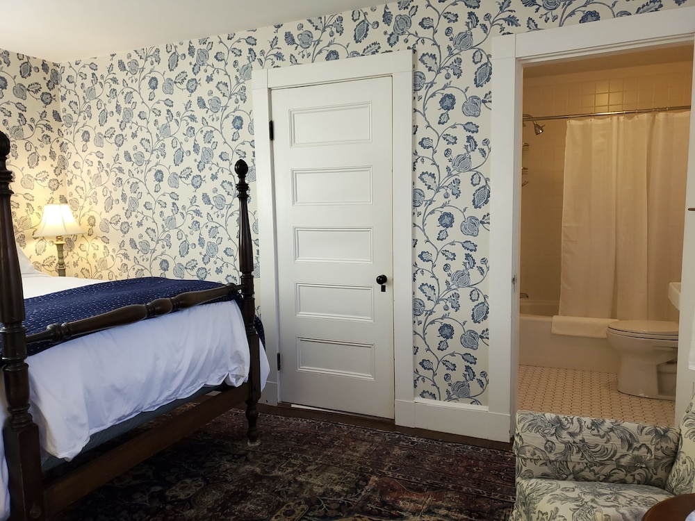 Harbourside Inn - photo 46