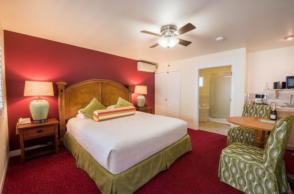 The Inn on Pine - photo 11