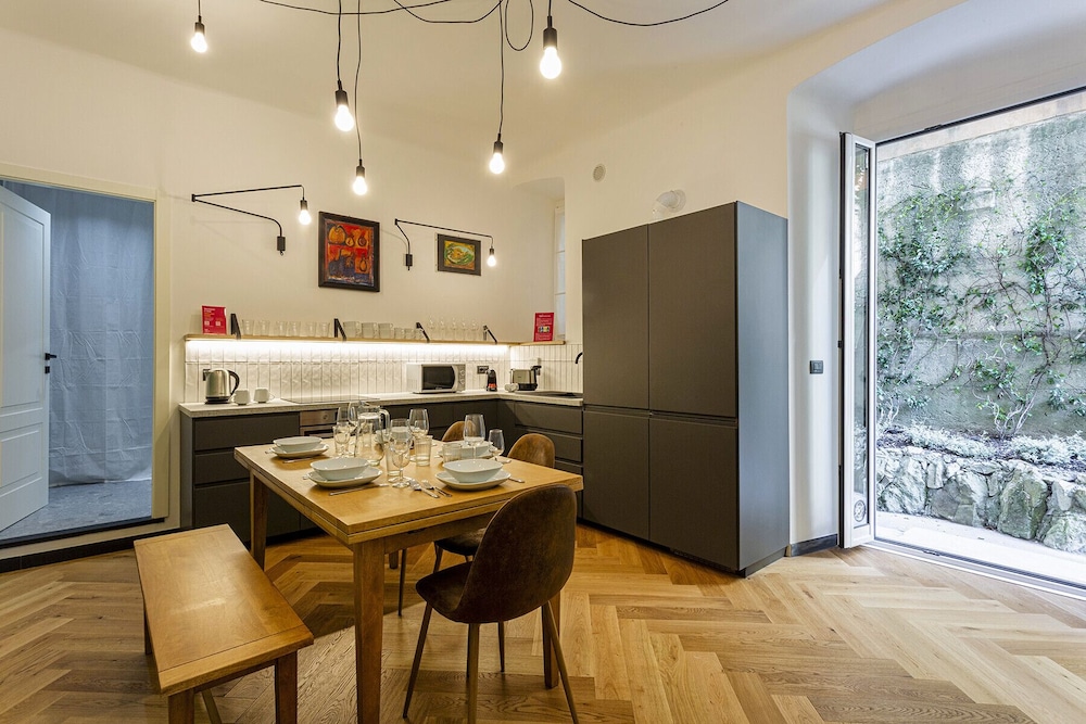 The Designer's Flat by Wonderful Italy — 4-Star Luxury Hotel in Genoa, Italy
