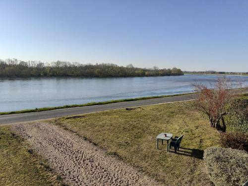 Terrasse de Loire gîte de plain pied — hotel in Saint-Benoit-Sur-Loire