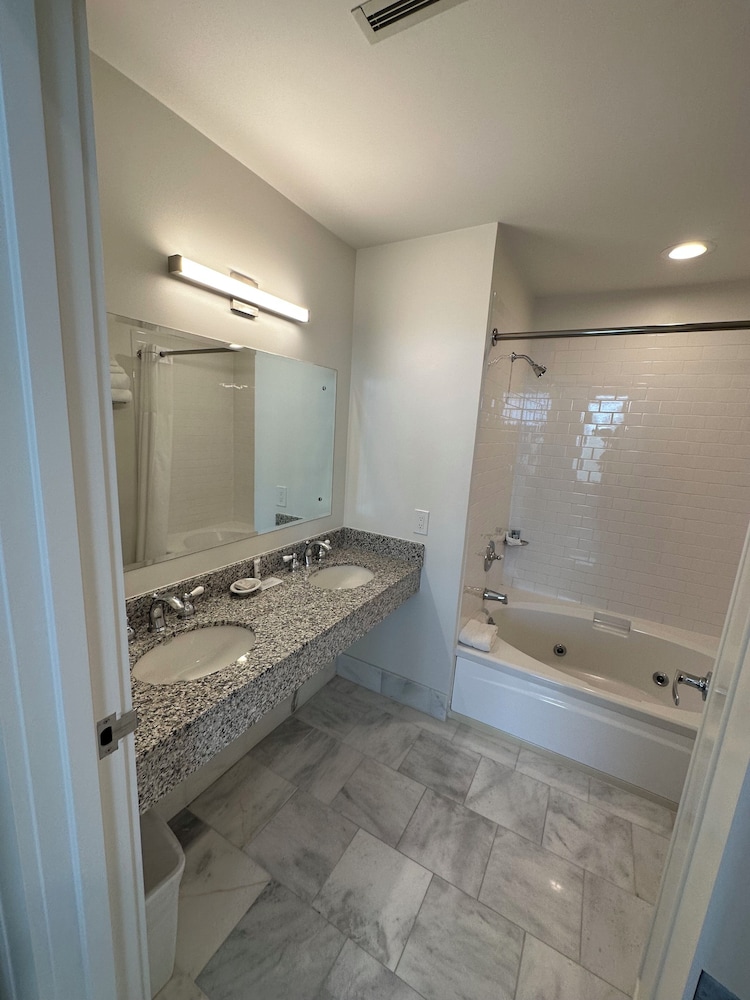 Village Suites Bay Harbor - photo 61