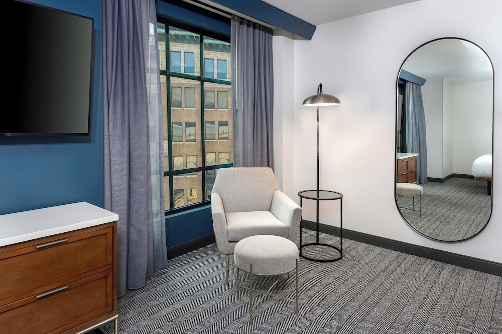 Courtyard by Marriott Atlanta Midtown - photo 9