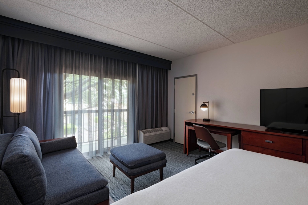 Courtyard by Marriott Medical Center San Antonio - photo 7