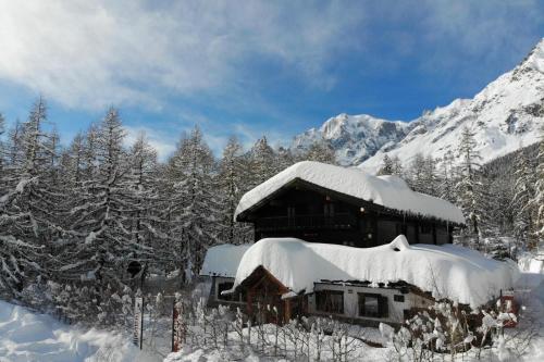 Hotel Miravalle - carbon neutral hotel in Courmayeur