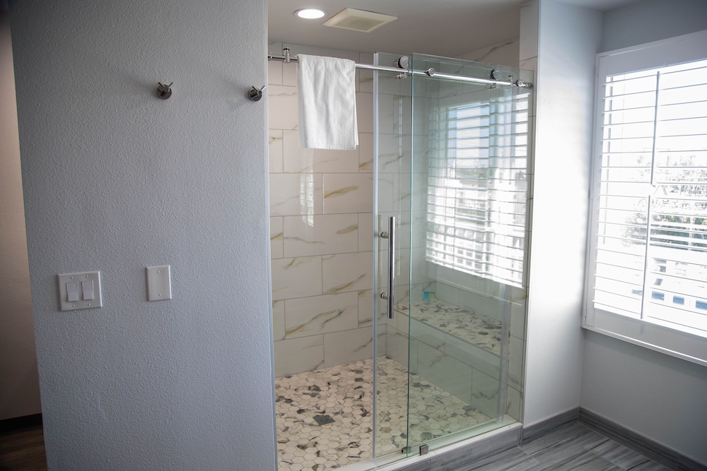 Econo Lodge Pico Rivera - photo 20