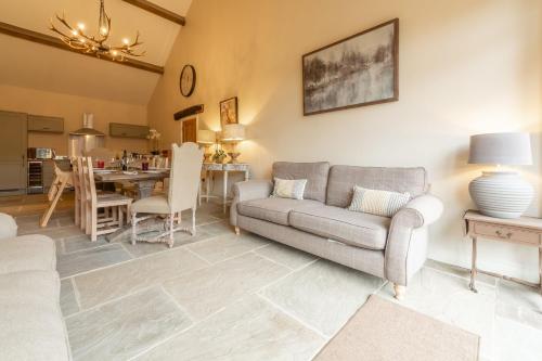 Fallow Folly - last minute hotel in Unknown City