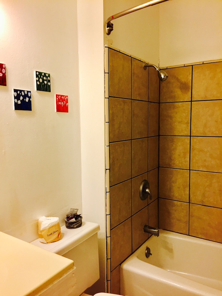 Maple Inn & Suites - photo 27