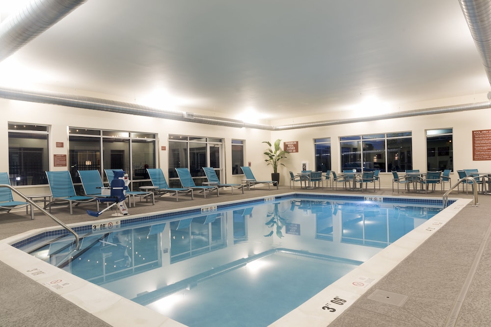 TownePlace Suites by Marriott Louisville North - photo 17