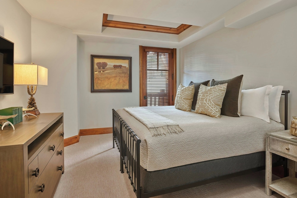 The Ritz Carlton Bachelor Gulch - photo 5