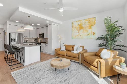 Designer 1BR with Pool and Htub — 4-Star Luxury Hotel in Salt Lake City, United States