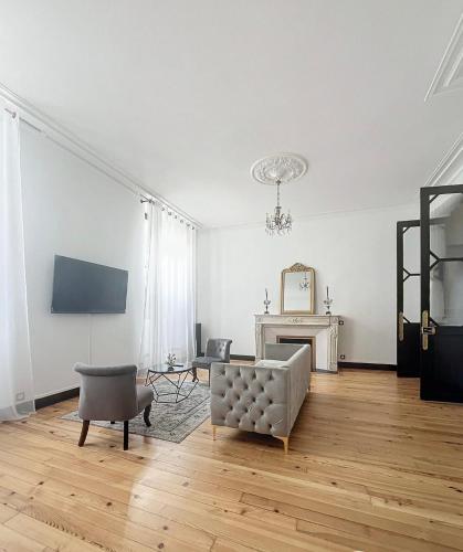 Taylor 8 in Pau, France