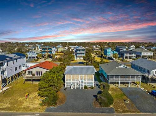 Hazel - last minute hotel in Oak Island