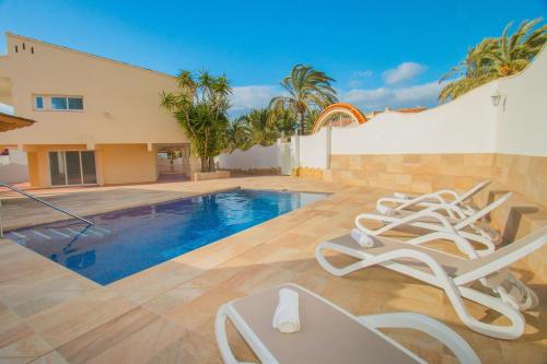 Villa Corina Plusholidays — 4-Star Luxury Hotel in Calp, Spain