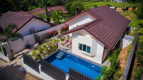 Star Private Pool Villa Peaceful 2 Br Tropical Hill — 4-Star Luxury Hotel in Song, Thailand