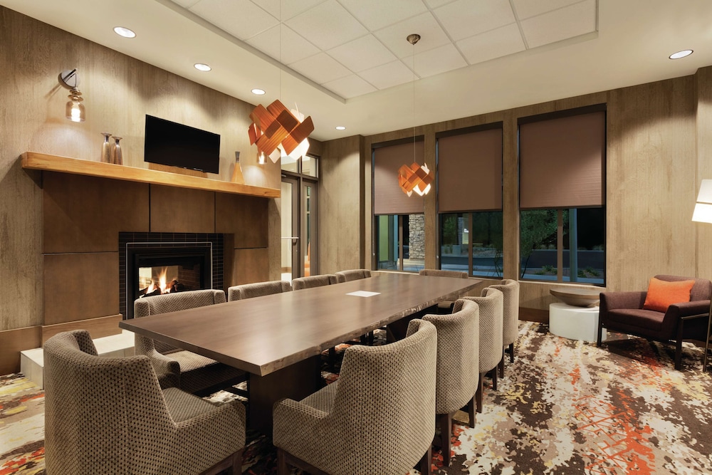 Home2 Suites by Hilton Phoenix Tempe University Research Park - photo 36