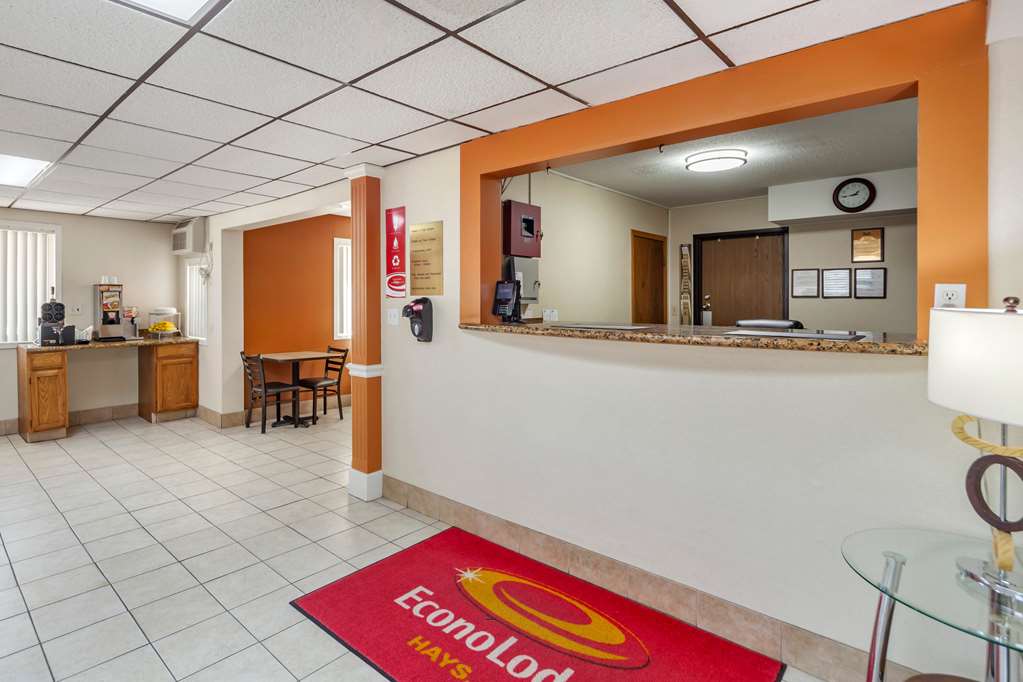Econo Lodge Hays I 70 - photo 6