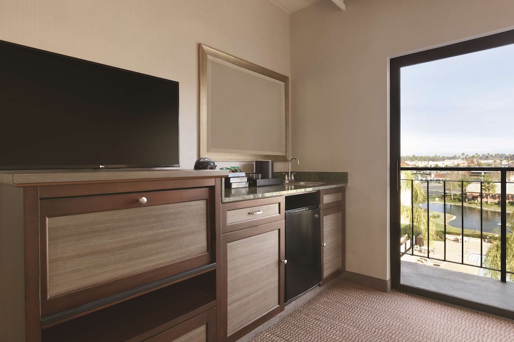 Embassy Suites by Hilton Temecula Valley Wine Country - photo 13