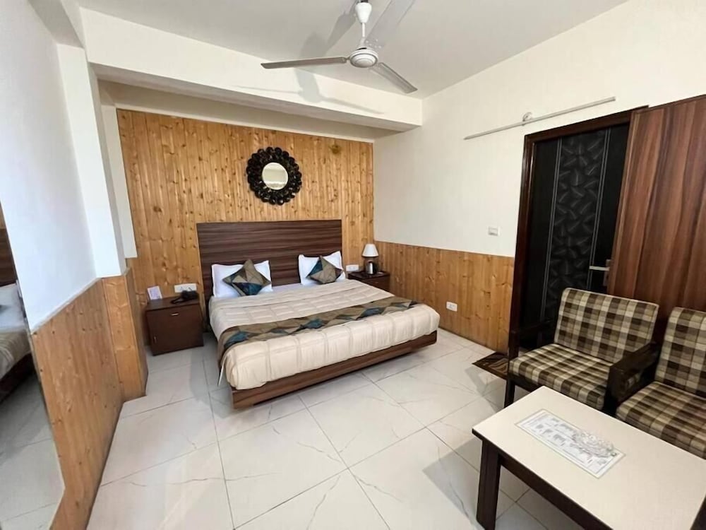 Hotel Hadley Inn — Kasauli — photo 4