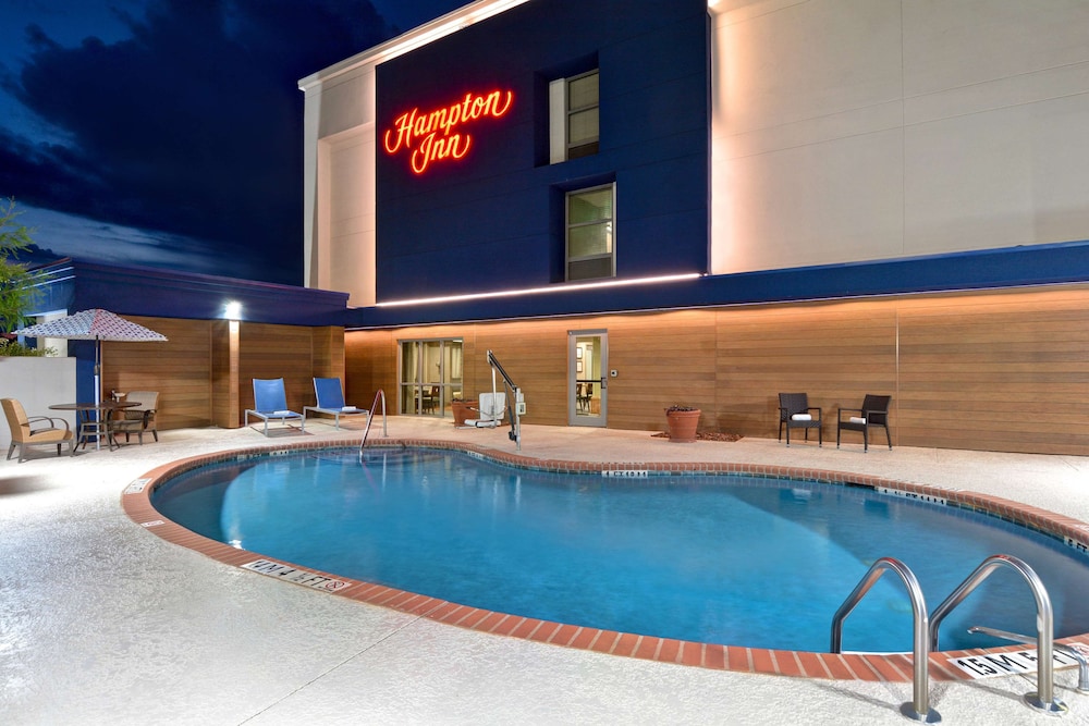Hampton Inn Greenwood - photo 38
