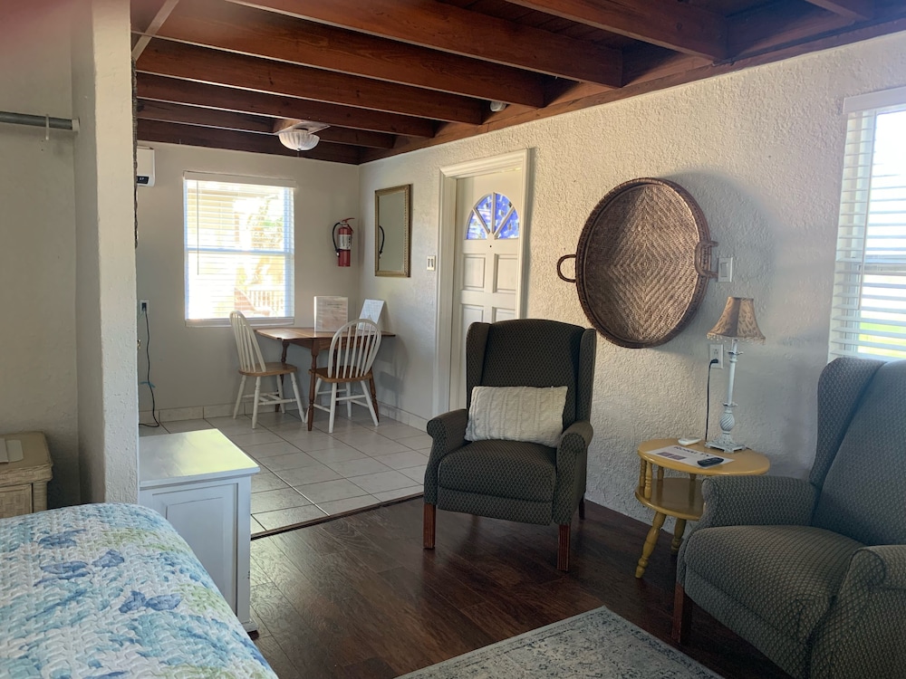 Nature Coast Inn - photo 69
