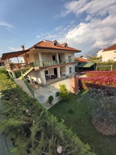 Villa Çerpja — 4-Star Luxury Hotel in Kamez, Albania