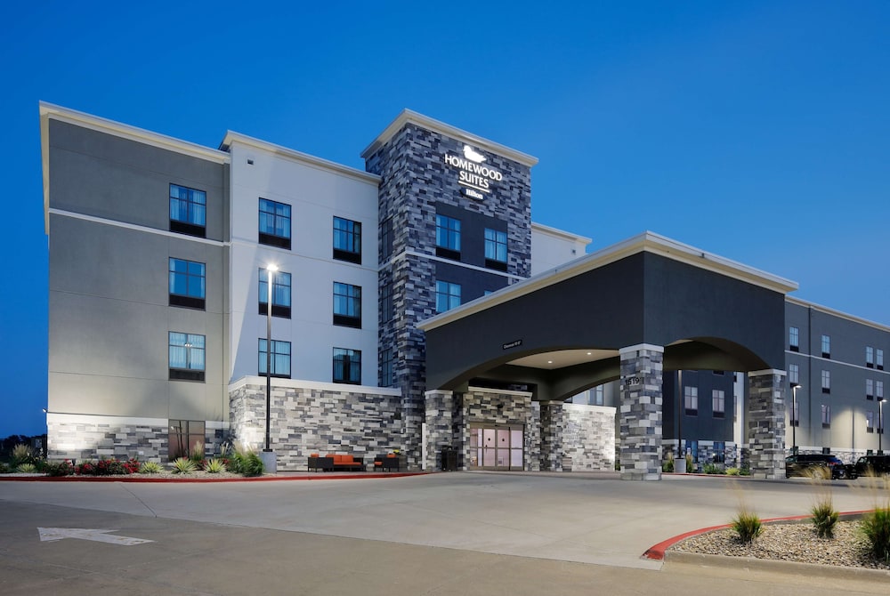 Homewood Suites by Hilton Topeka - photo 25