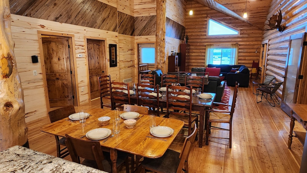 Beargrass Lodging and RV Resort - photo 41