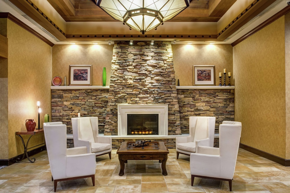 DoubleTree by Hilton Seattle Airport - photo 32