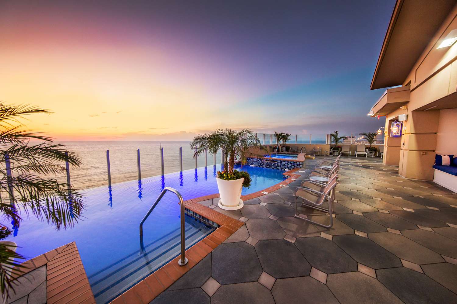 Hilton Virginia Beach Oceanfront - photo 10