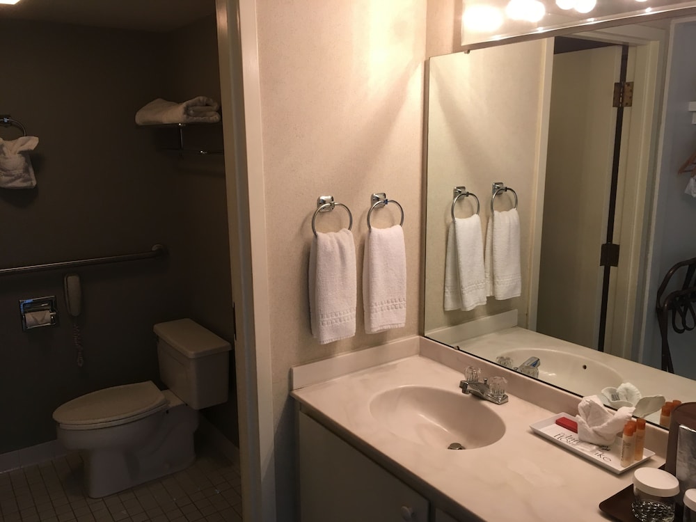 The Inn at Houndslake - photo 30
