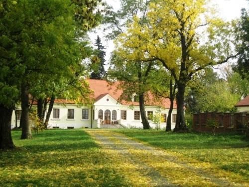 Gospodarstwo Agroturystyczne Dworek Janowicki — Aleksandrow — photo 2