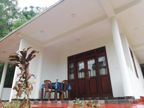 Quiet Nest Inn - last minute hotel in Ella Town