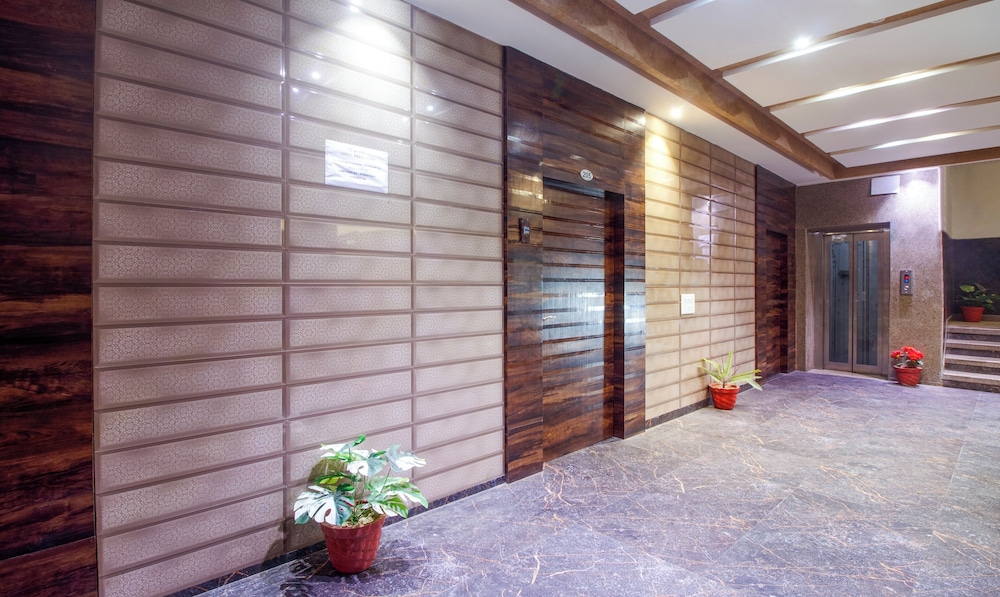 Treebo Shree Anand Dham Vrindavan — Mathura — photo 4