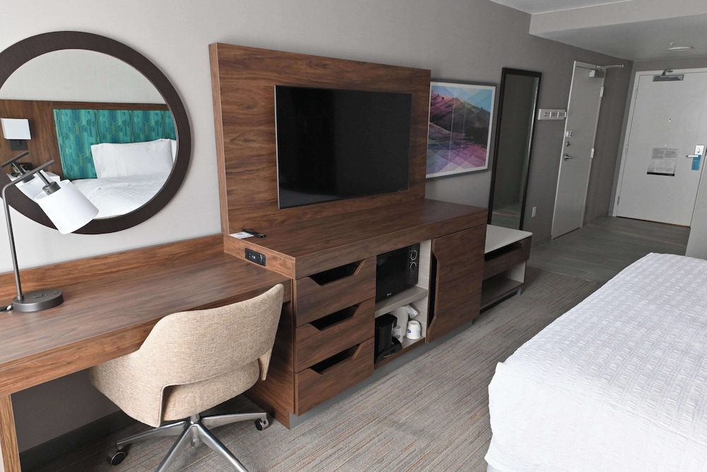 Hampton Inn Milpitas - photo 9