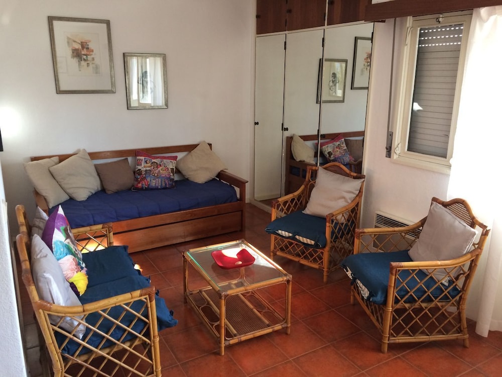 Vilamoura Apartment Near Marina And Beaches — 4-Star Luxury Hotel in Quarteira, Portugal