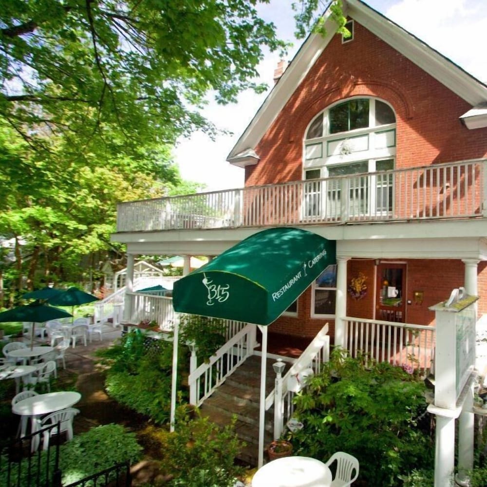 Greenbriar Inn - featured photo