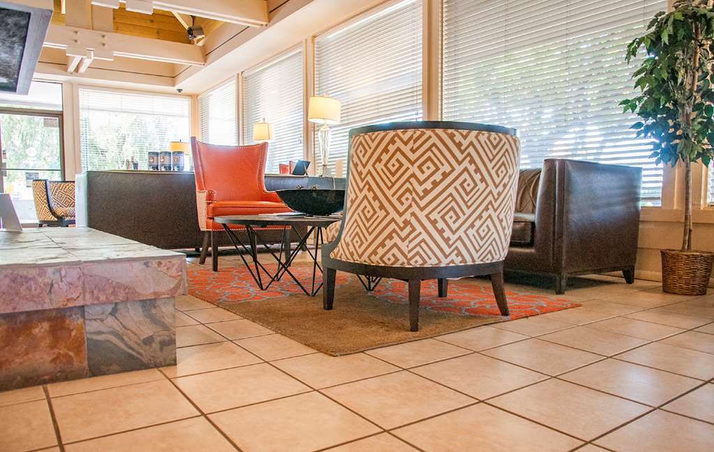 Best Western Village Inn - photo 3